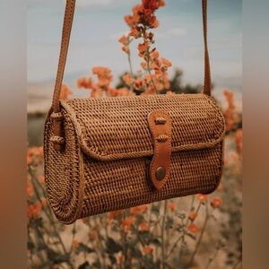 Vintage handmade Ratten circle Crossbody purse leather strap fabric lined